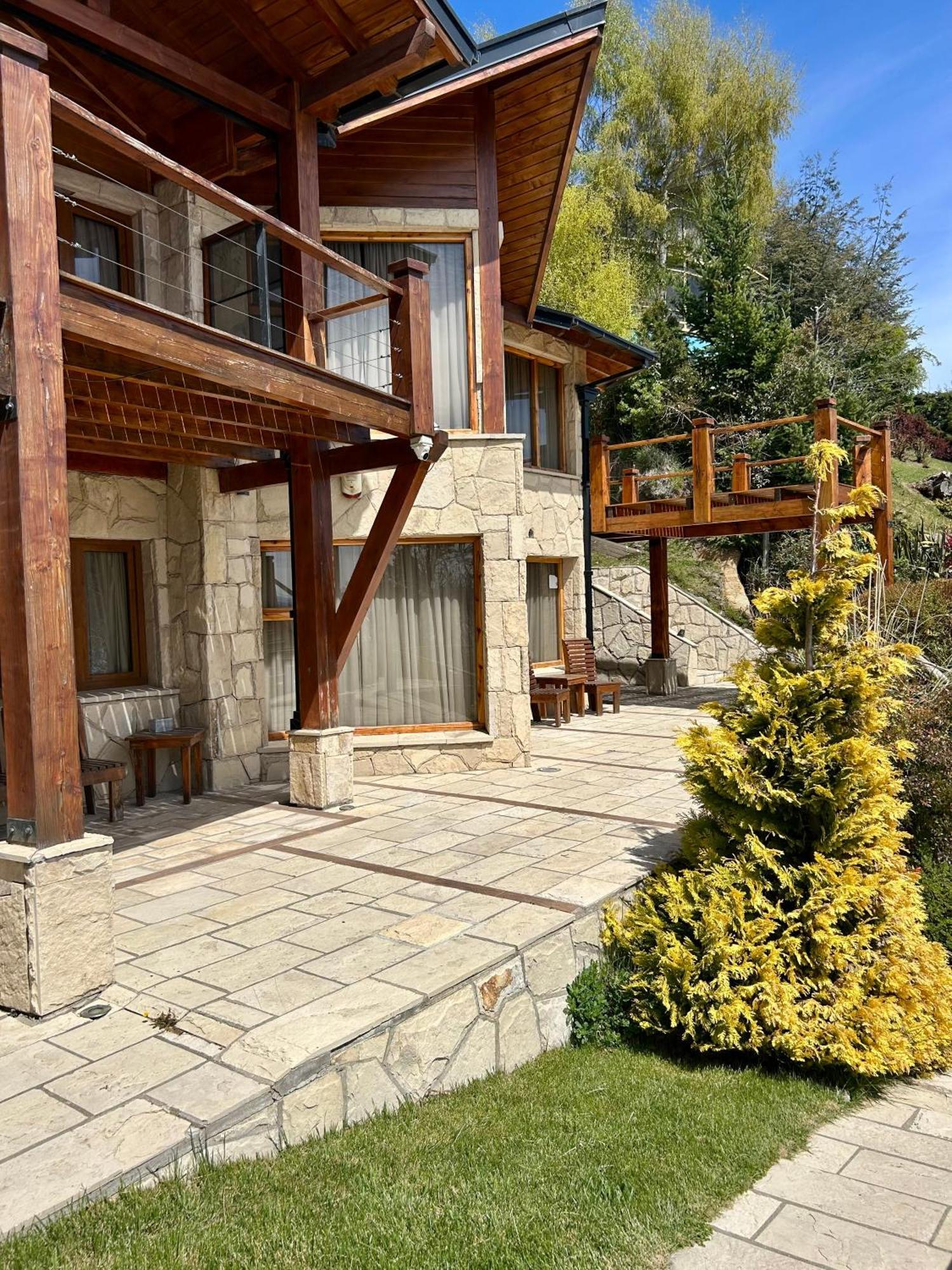 Bahia Paraiso Apart & Suites San Carlos de Bariloche Exteriér fotografie