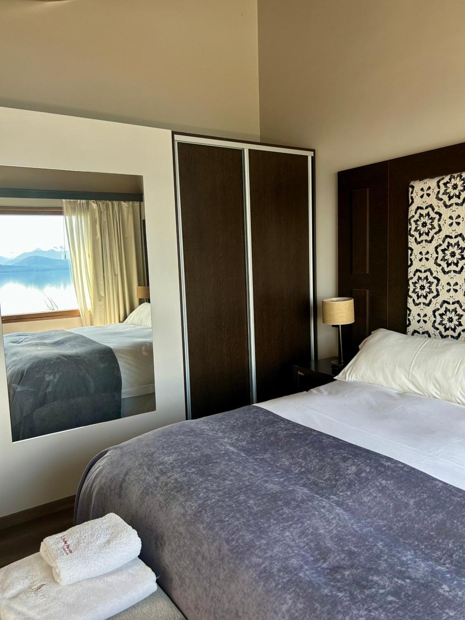 Bahia Paraiso Apart & Suites San Carlos de Bariloche Exteriér fotografie