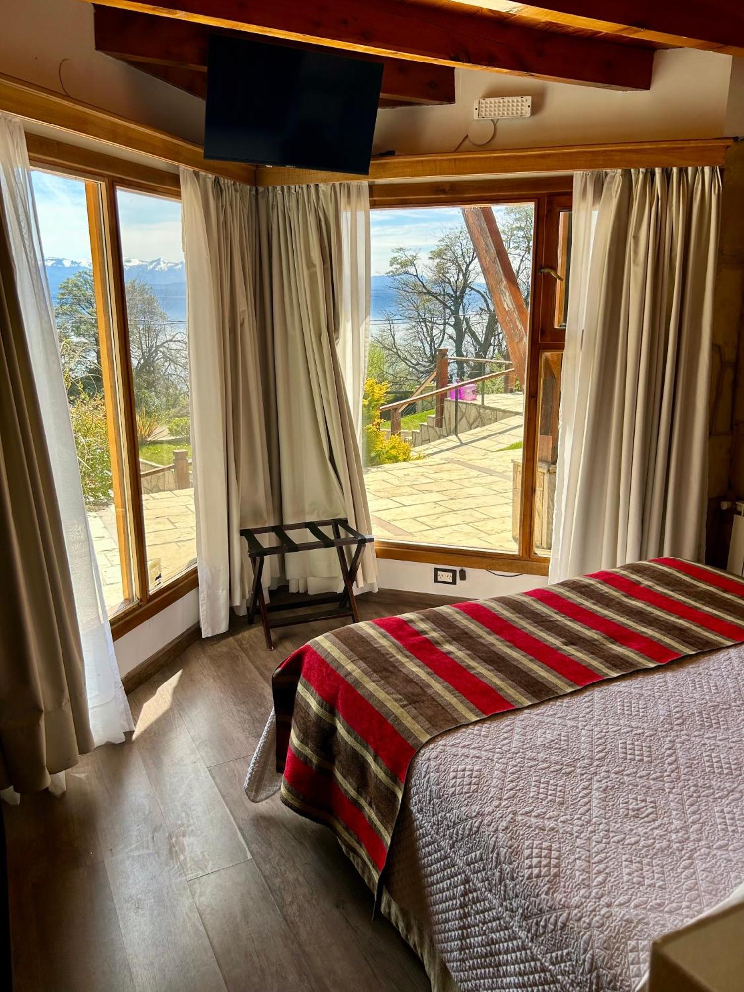 Bahia Paraiso Apart & Suites San Carlos de Bariloche Exteriér fotografie