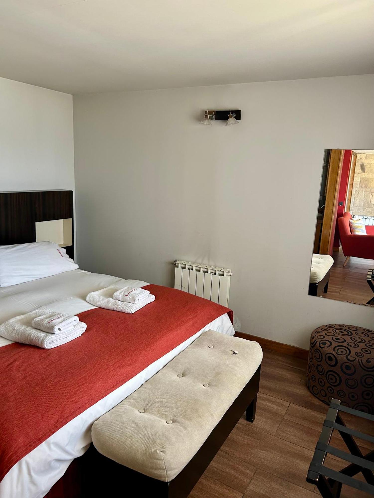 Bahia Paraiso Apart & Suites San Carlos de Bariloche Exteriér fotografie
